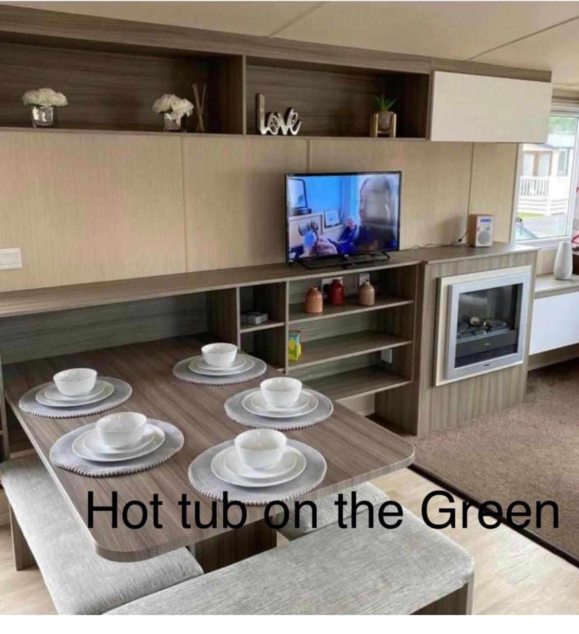 Home From Home Lettings At Tattershall Lakes - The Green Bagian luar foto